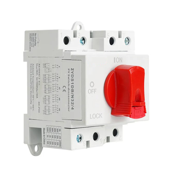 Photovoltaic DC isolation switch